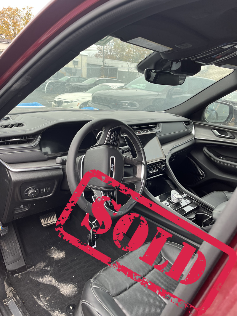 2023 jeep grand cherokee 14