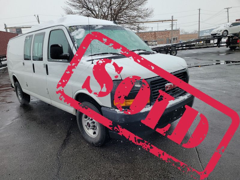 2023 gmc savana 1