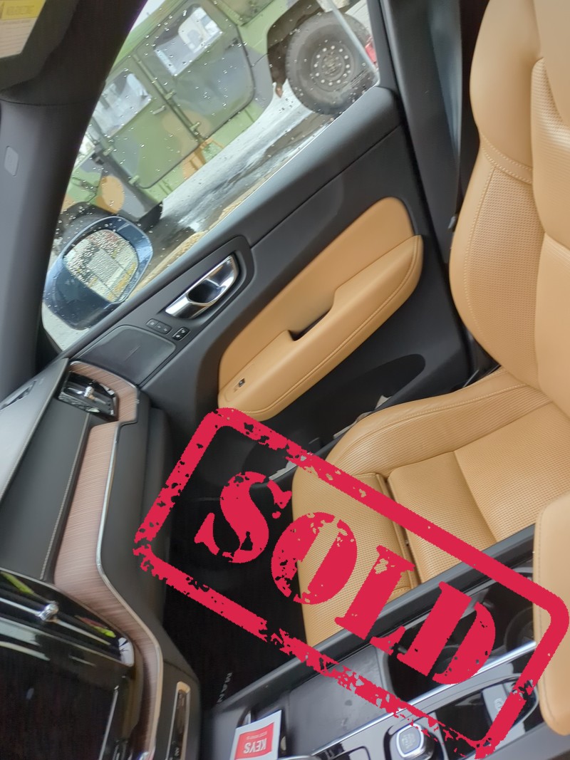 2022 volvo xc60 8