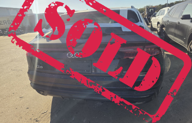2020 audi q8 26