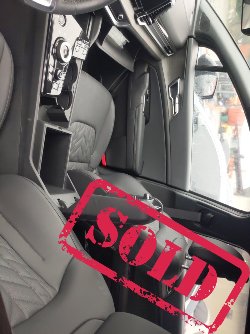 2025 kia sportage plug 33
