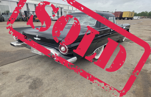 1957 ford thunderbird 32