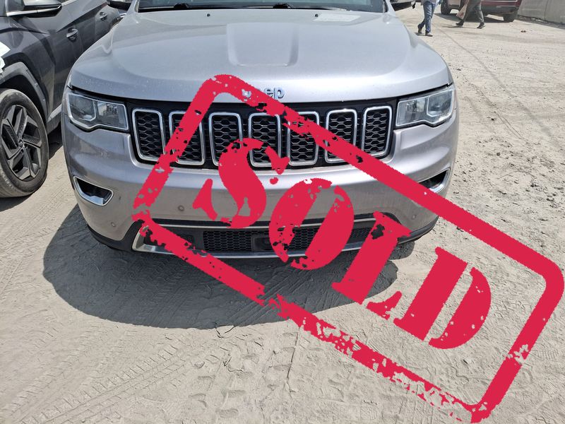 2018 jeep grand cherokee 16
